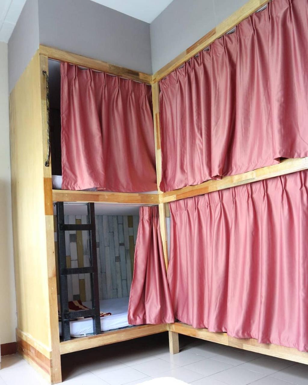 Hostel Escape Backpackers Kk Kota Kinabalu Zewnętrze zdjęcie