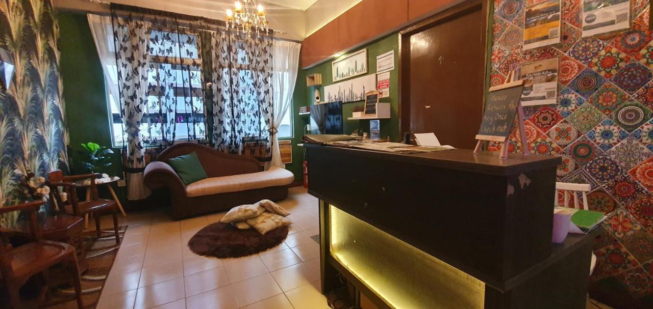 Hostel Escape Backpackers Kk Kota Kinabalu Zewnętrze zdjęcie